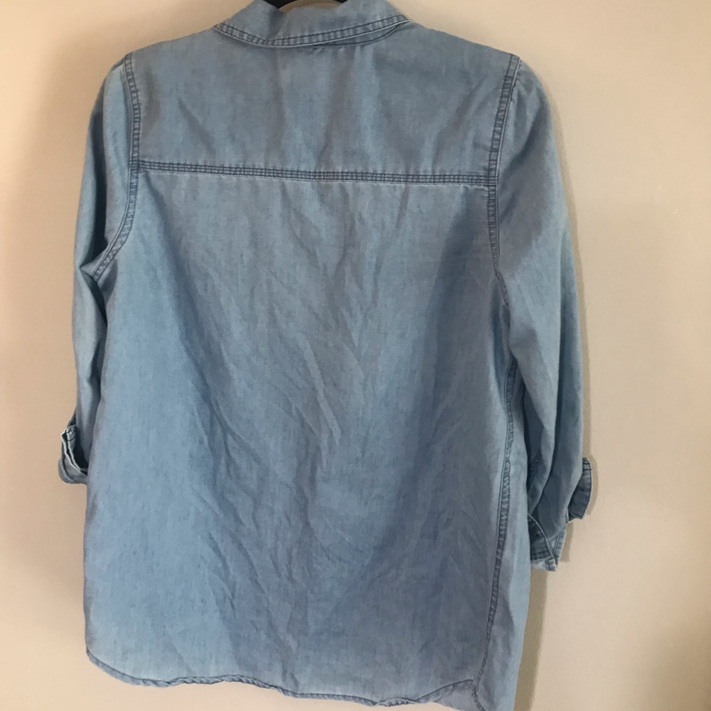 Button down denim top - Picture 2 of 3